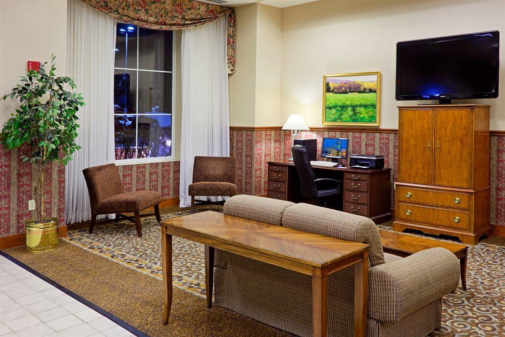 Best Western Plus Wilkes Barre-Scranton Airport Hotel Pittston Exterior foto